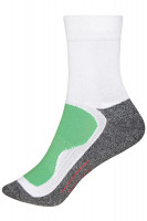 White/green (ca. Pantone white
142-13C)